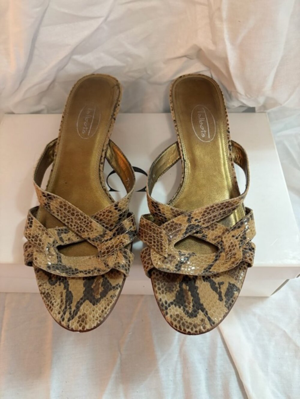 Talbots snakeskin print sandals - size 7 1/2M